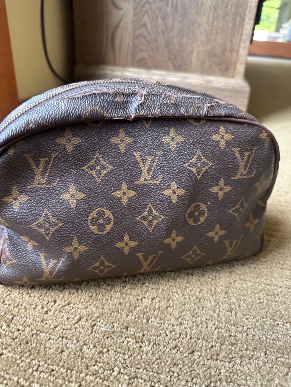 Louis Vuitton Monogram Canvas Toiletry Pouch - Brown/Gold Monogram - Picture 3 of 16